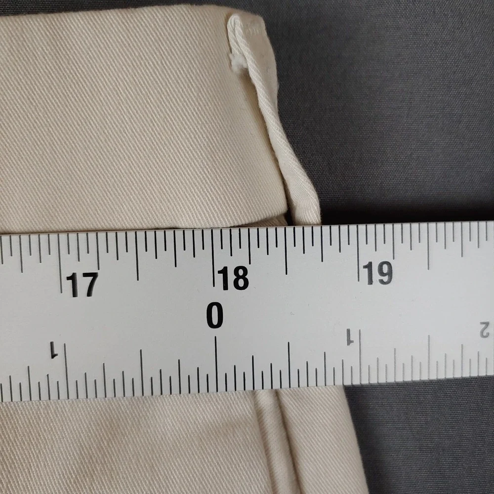 Dockers Pants‎ Mens 36x29 (Actual 37x27) Ivory Flat Front Relaxed Fit Golf Chino